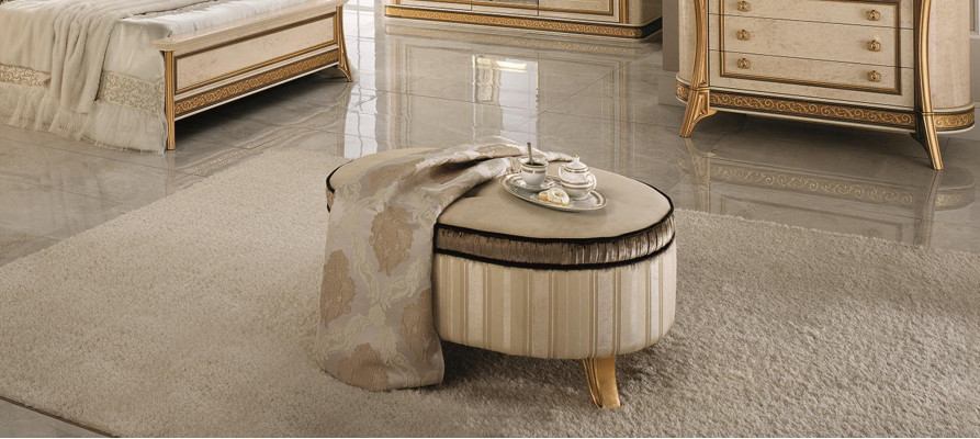 Design Polster Hocker Fousshocker Ottomane Sëtz Chaise Gepolstert Pufa Sëtzbenken