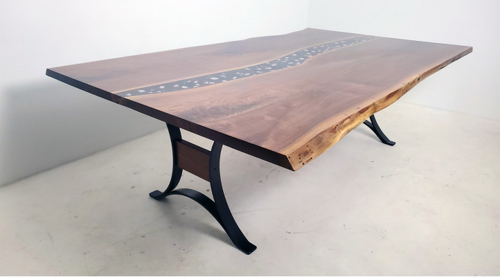 Dësch Iessdësch Dëscher Epoxidharz Epoxy Waasserfall Echt Holz Massiv Miwwelen