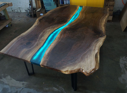 Dësch Iessdësch Dëscher Epoxidharz Epoxy massivt Design Miwwel 240x100 echt Holz