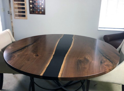 Dësch Iessdësch Dëscher Epoxidharz Epoxy Echt Holz Massiv Design Miwwel 150x150