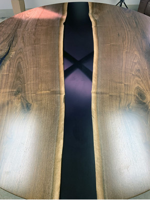 Dësch Iessdësch Dëscher Epoxidharz Epoxy Echt Holz Massiv Design Miwwel 150x150
