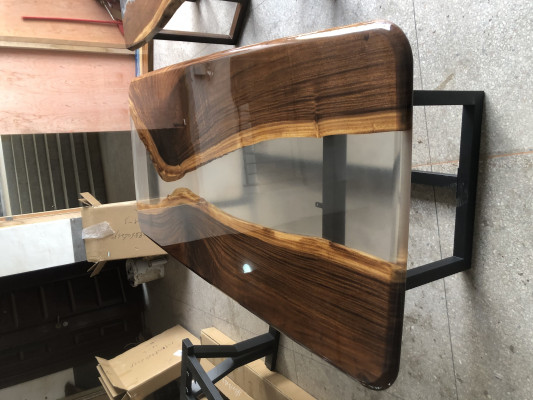 Dëscher Epoxidharz Iessdësch Holz massiiv Miwwelen Waasserfall Epoxy Dësch Gëssharz