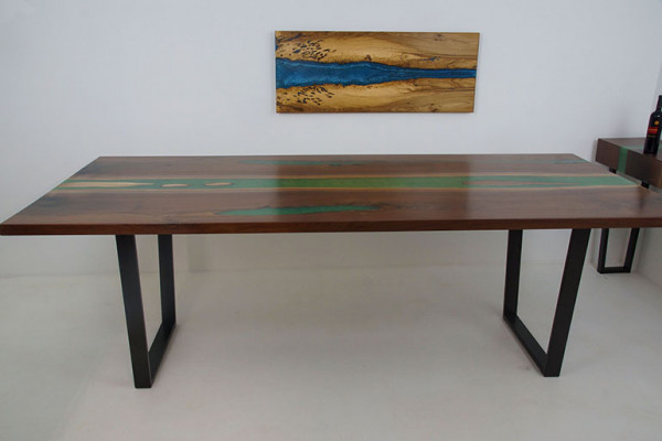 Iessdësch River Table Massiv Dëscher 240x100 Flossdësch Epoxidharz Mier Waasserfall