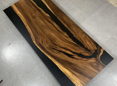 Couchtisch River Table Echt Holz Flossdësch Epoxidharz Massiv Dëscher