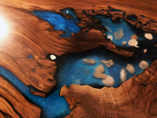 Moossfabrikatioun Dësch Epoxyharz Epoxy Resin Floss Eesch Holz Präis 1m² Dëscher