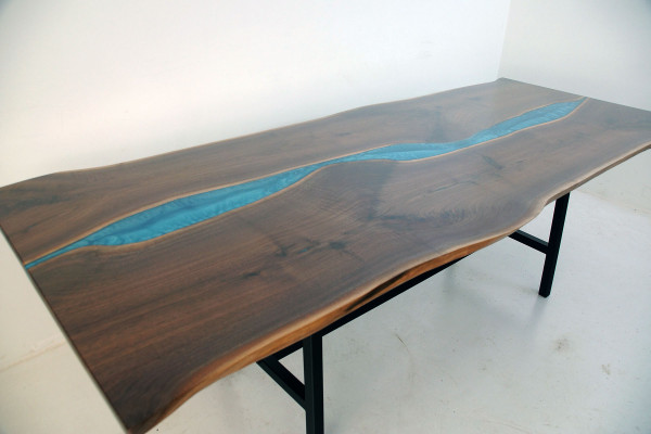 Echtes Holz Waasserfall Dësch Epoxid Dëscher Harz Iessdësch Epoxy Massiv
