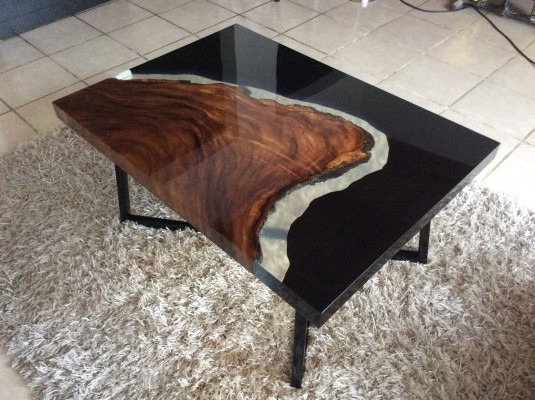 Couchtisch River Table Epoxidharz Massiv Dëscher 70x40 Flossdësch