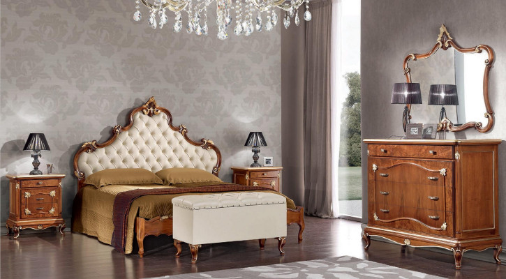 Schlofkummer Komplett Set Bett 2x Nuetsdësch Kommode Spigel Fauteuil 6tlg Italien