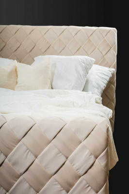 Luxus Better Modern Bettgestell 180x200 cm Design Schlofzëmmer Miwwelen Kappdeel