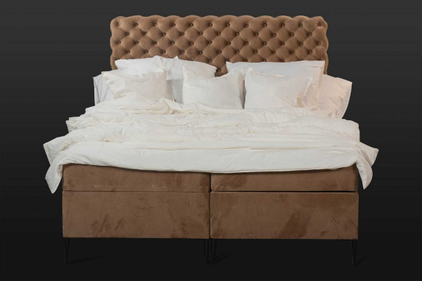 Textilbett brong Luxus Duebel Chesterfield Schlofzëmmer Design Better