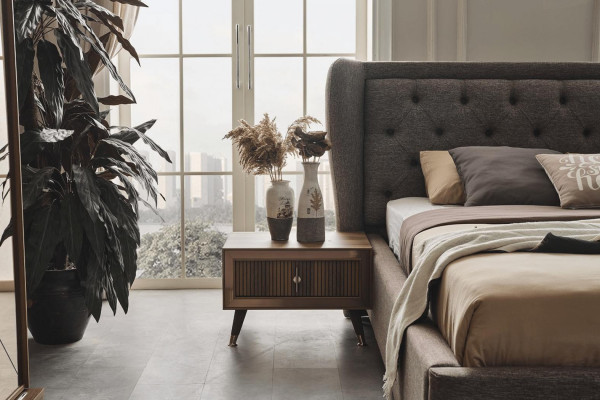 Modern Schlofzëmmer Set Designer Bett 2x Nuetsdëscher Kommode Spigel