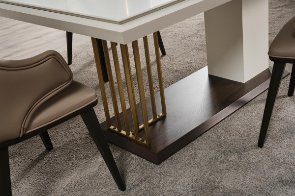 Iesszëmmer Miwwelen Designer Iessdësch 4x Still Komplett Garnitur 5tlg Set