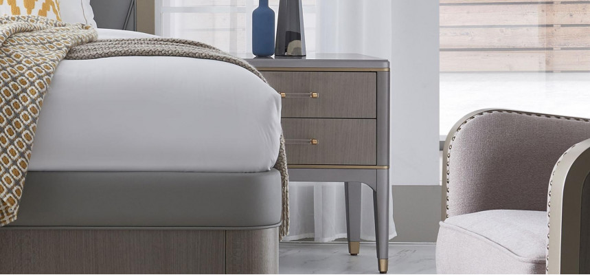 Bett 2x Nuetsdësch 3 dgl. Schlofkummer Set Design Modern Luxus Grupp