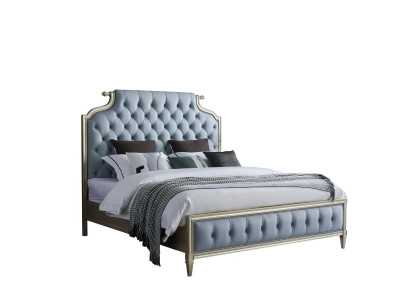 Stilvollt Chesterfield-Bett mat 2 Schlofkummeren a qualitativ héichwäerteger Polsterung.