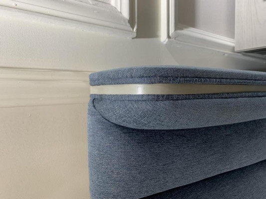 Design Schlofzëmmer 3-Teile Set: Bett, 2x Nuechtkommoden, Betten Set Holz Nuechtkommodi Grau