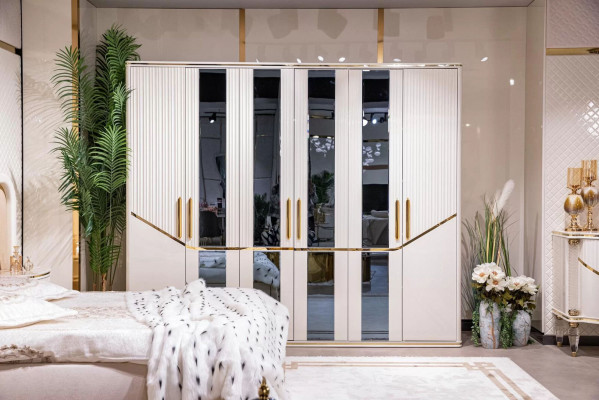 Schlofzëmmer Set Luxus Bett 2x Nuetsdësch Kleederschaf Kommod mat Spigel 5dëleg