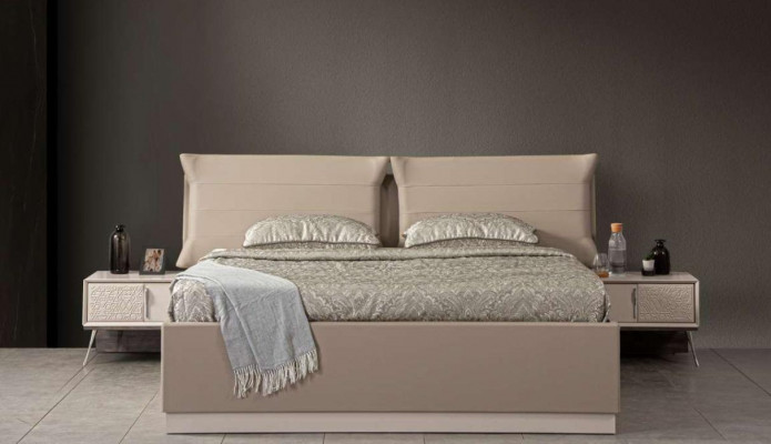 Schlofkummer Luxusbetter 2x Nuetsschränk 5tlg Kleederschaf Holtz Beige