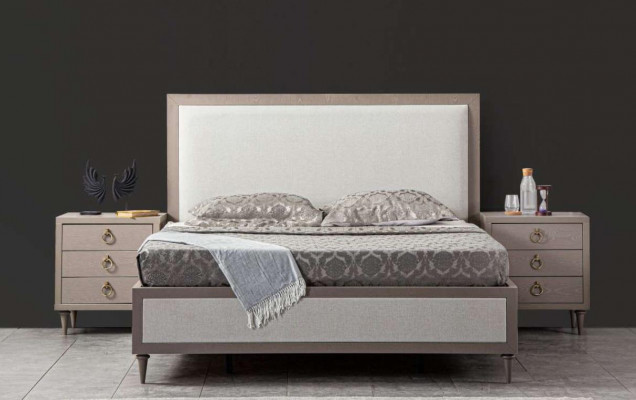 Schlofkummer Set Bett 2x Nuetsdëscher Better Italieneschen Stil 5 Deeler. Nei