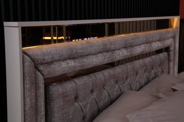 Moderne Schlofzëmmer Komplettset Bett Nuetsdëscher Designer Miwwelen