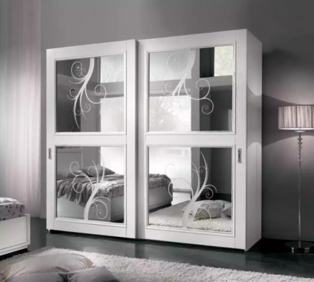 Schlofkummer Miwwelen Italien Holzschaf Echt Holz Kleederschaf Wäiss Nei