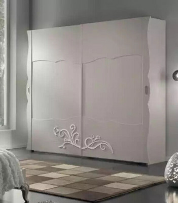 Kleederaschaf Schaf Schlofkummer Holz Miwwelen Italienesche Stil Nei