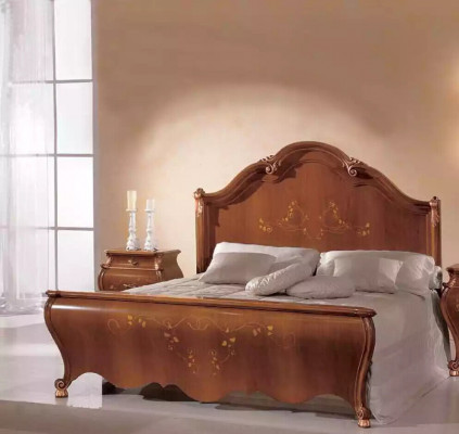Bett Holzdoppelbett am klassesche Stil Luxus Design Schlofzëmmer Better