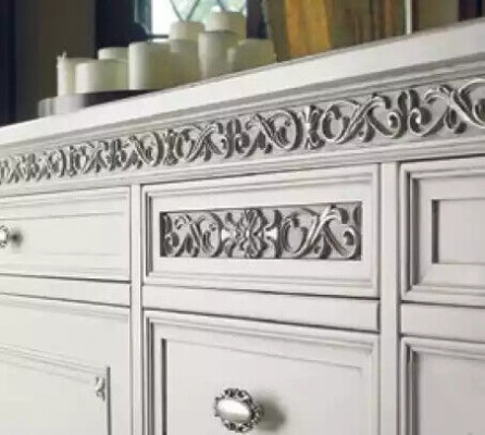 Sideboard Komod Luxus Schief Liewenzëmmer Holz Wäiss Klassesch Miwwelen