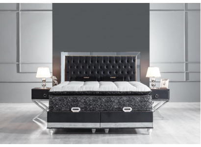 Schlofkummer Set Schwarz Metallbett 2x Nuetsdëscher Luxus Nei 3 Stéck.