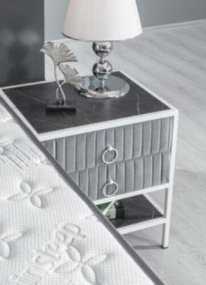 Schlofkummer Set Gro Metall Bett Boxspring Design 2x Nuetsdëscher Nei 3tlg.