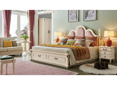 3-teilige Schlofzëmmer-Set, 2x Nuetsdësch aus Holz, Designer Bett, Luxus, Klassesch, Nei