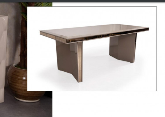 Iessdësch Holz Iessdëscher Dëscher Dësch Design Gold Luxus Iesszëmmer Miwwelen Designer
