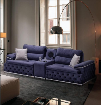 Chesterfield Still Sofas Couch Polsterung 4 Platzen Lila Design XXL Grouss Sofa Couch