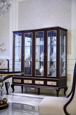 Klassesch Design Vitrin Schaf Italienesch Miwwelen Vitrinen Glas Nei