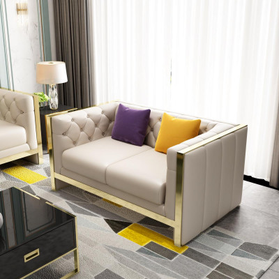 Beige Chesterfield Sofagarnitur 3+2 Sëtzer Polstersofas Lieder Wunnzëmmer Garnitur