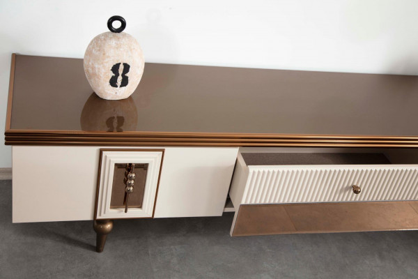 En luxuriéisen TV-Nuechtstëll fir Äert Wunnzëmmer am moderne Stil.