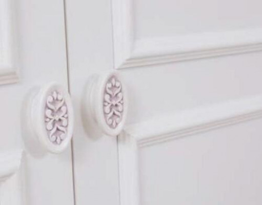 Luxus Schlofzëmmer Set 4 Stéck. Bett 2 Nuetsdëscher Kommode Landhaus Miwwelen Nei