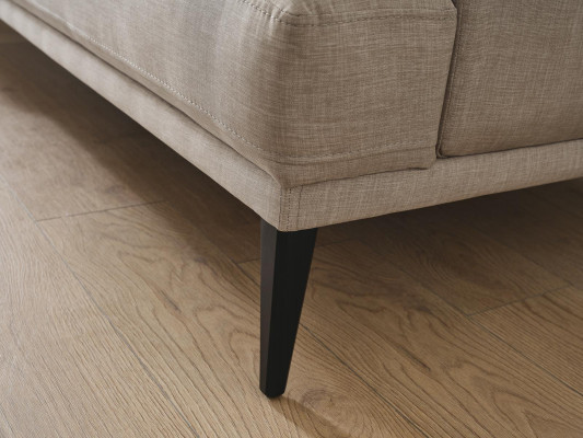 Dräisëtzer Stoff Sofa Beige modern Design Wunnzëmmer.