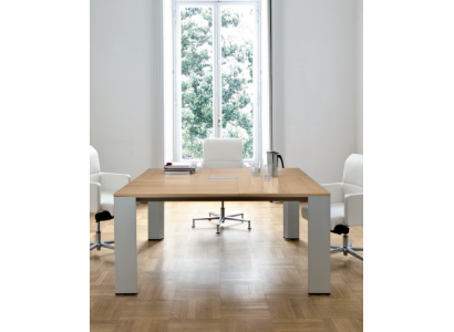 Bürosdëscher Büroausstattung Konferenzdësch Büroschreifdësch Meetingdësch