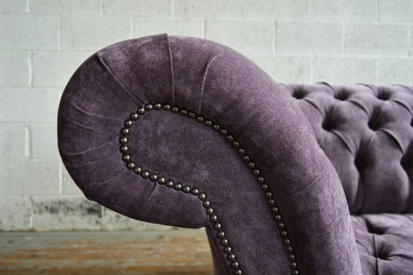 Lila Chesterfield Luxus Canapé Sofa Gepolstert 4 Sëtzer Couchen Sëtz Garnitur