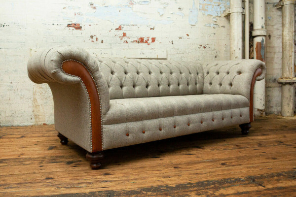 Grau Chesterfield Dräisëtzer Couch Polster Design Sofa Moderner 3er