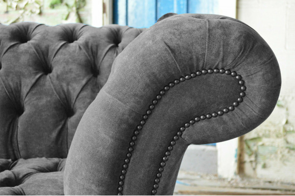 Dräisëtzer Chesterfield Gro Couch Polstersofas Modern Couchen