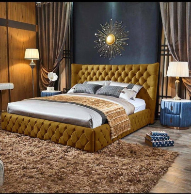 Chesterfield Schwaarzt Bett Schlofzëmmer Better Textil Samt Grouss Hotel Better