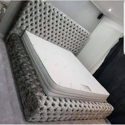 Moderne stilvoll Chesterfield Bett Schlofkummer Better Textil Miwwelen