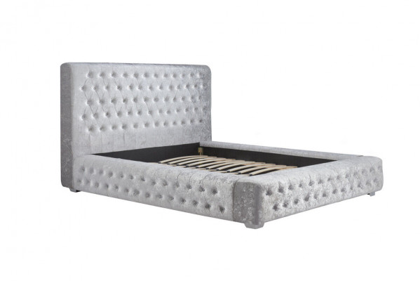 Grouse Chesterfield Bett mat héijer Kappbreet Designer Duebelbett