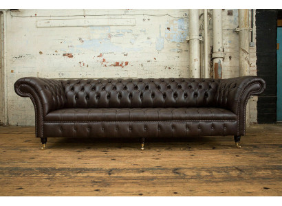Braune Chesterfield Couch Polster 4-Sëtzer Designer Wunnzëmmer Couchen