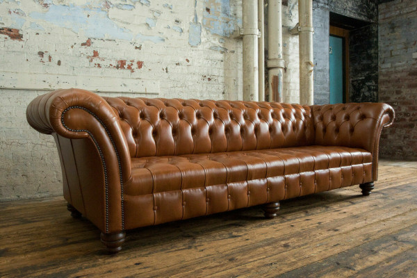 Brong Chesterfield Couch Lieder 4 Sëtzer XXL Grouss Sofa Couchen Grouss Neit Polster.