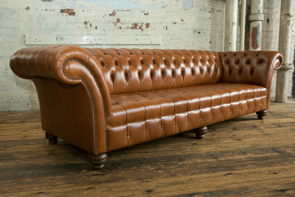 Brong Chesterfield Couch Lieder 4 Sëtzer XXL Grouss Sofa Couchen Grouss Neit Polster.