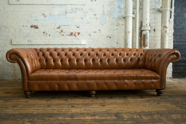 Brong Chesterfield Couch Lieder 4 Sëtzer XXL Grouss Sofa Couchen Grouss Neit Polster.
