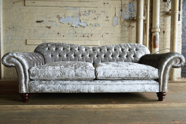 Klassesch Chesterfield Canapé 4 Sëtzer Sofa Couchen Samt Lieder Design Gro 240cm