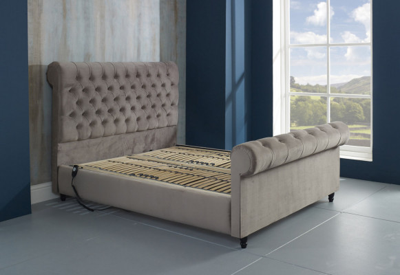 Designer Chesterfield Taupe Luxus Duebelbett Polster Gestell